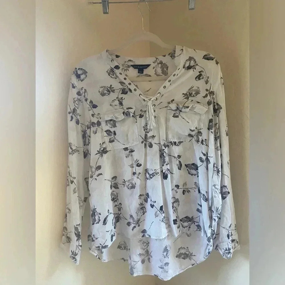 Rock & Republic Floral Blouse Size L